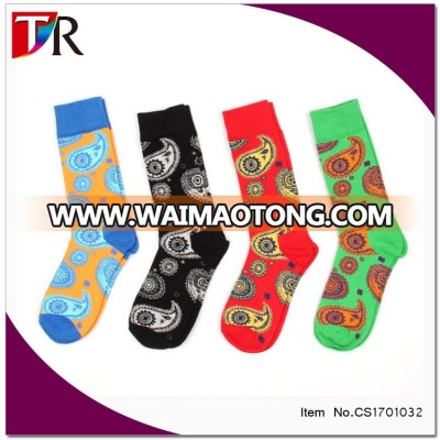 New korean fashion knitted mid-calf crew socks paisley men cotton socks